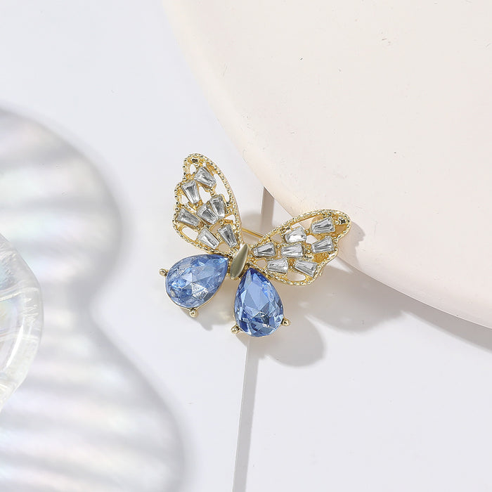 Wholesale Hollow out imitation zircon crystal butterfly brooch, gemstone chest flower decorative brooch accessory