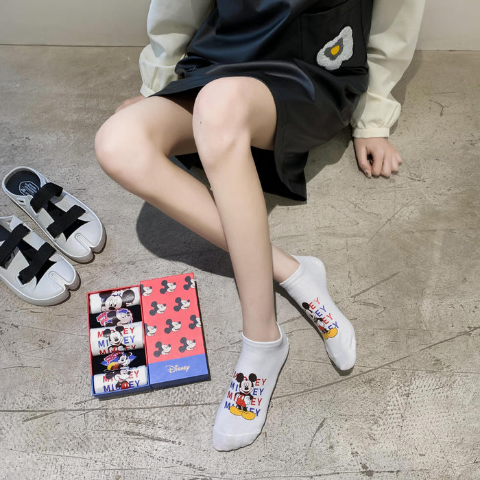 Wholesale Short socks black and white mixed color street versatile cotton couple boat socks women's socks