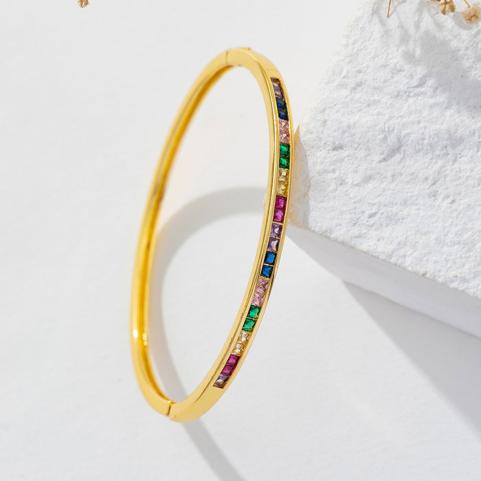 Wholesale retro snake-shaped bracelet women's gold-plated Clover bracelet inlaid craft nail zircon bracelet