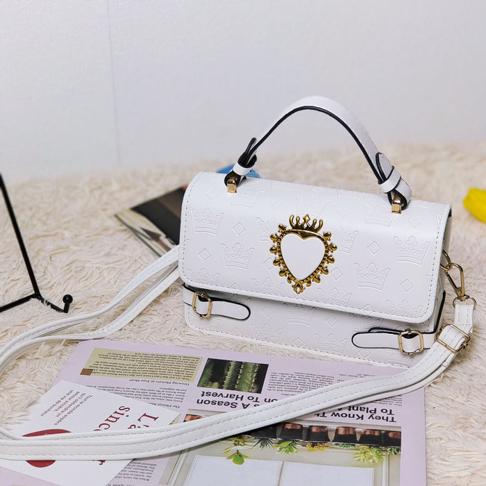 Wholesale Heart-shaped crown print shoulder bag for commuting