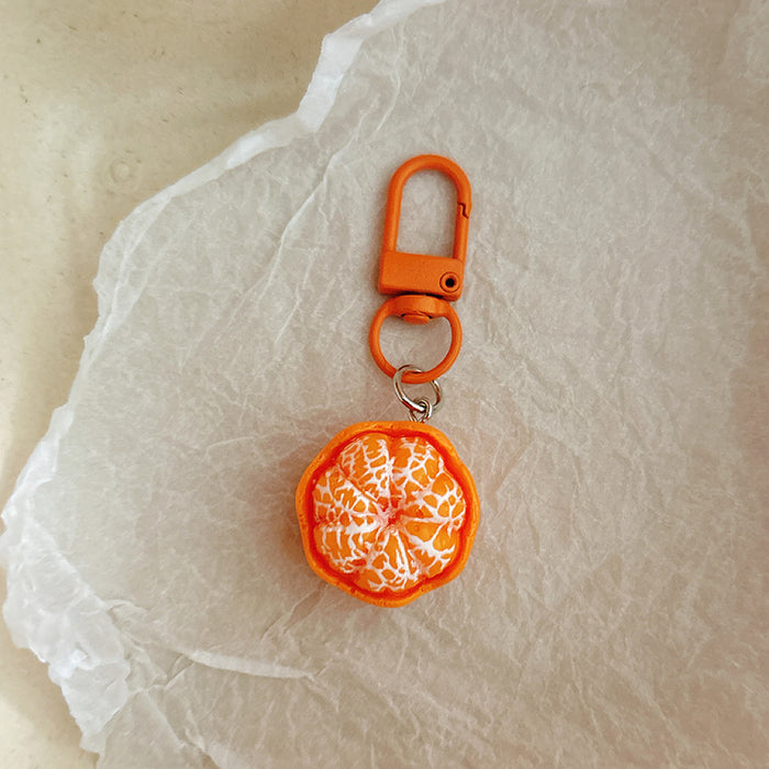 Wholesale Chic Fruit Resin Keychain Pendant - Half-Cut Strawberry Design