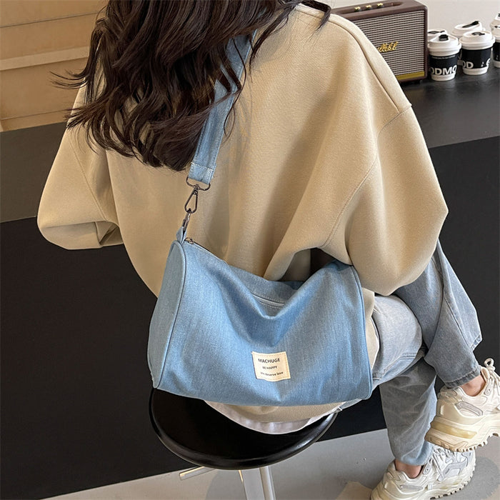 Wholesale Nylon bag, large capacity, single shoulder, niche, versatile, commuter crossbody, pleated shoulder strap