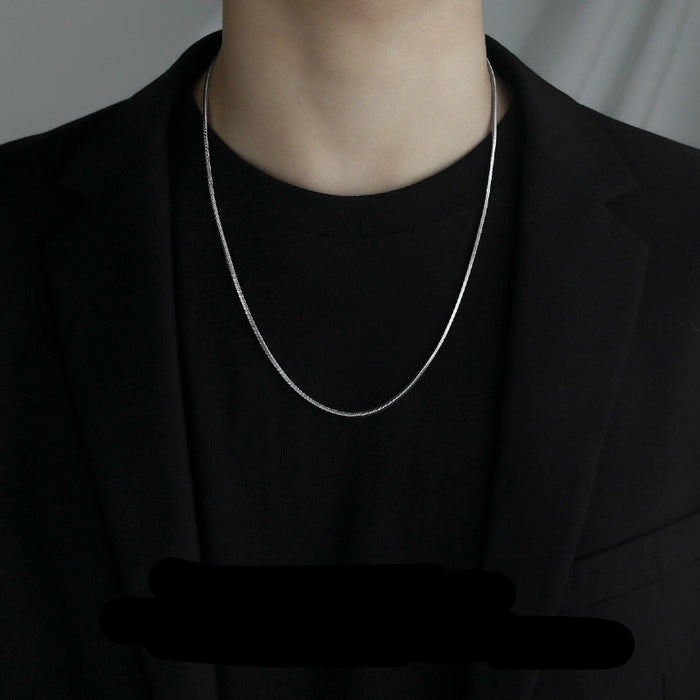 Wholesale Accessories: Snake bone chain necklace, niche trendy brand, thin men's unisex, versatile titanium steel neck, men's collarbone, sweater chain