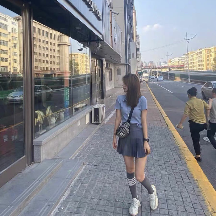 Wholesale Socks men's and women's mid length gray four bar striped pure cotton calf socks