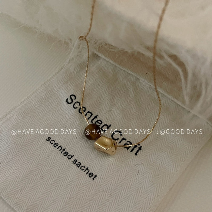 Wholesale Retro liquid metal necklace with a niche design, collarbone chain, personality, and fashion for women