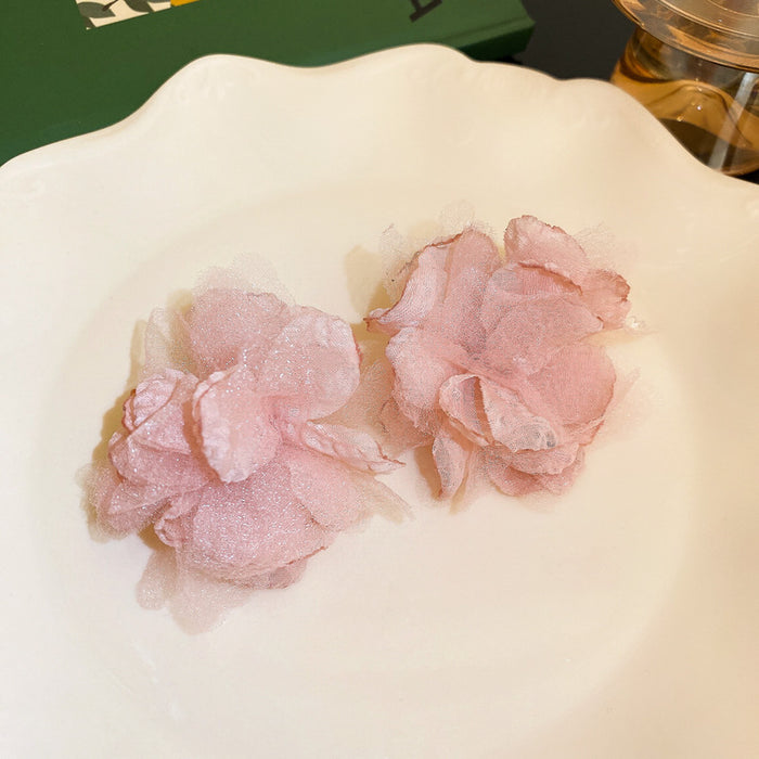 Wholesale Pearl flower earrings, fashionable, elegant, personalized earrings, niche, light luxury, high-end earrings