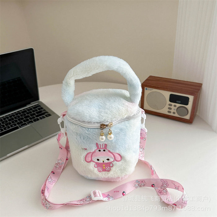 Wholesale Cute cylindrical plush shoulder bags that can be carried by hand