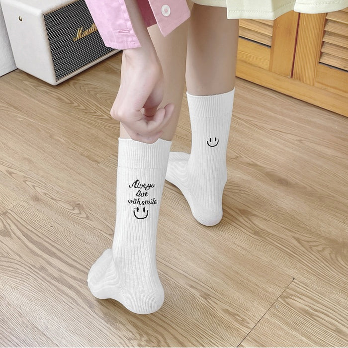 Wholesale Women's Socks Embroidered Smiling Face Personalized Mid tube Socks Fashionable Western Style Pure Cotton Socks