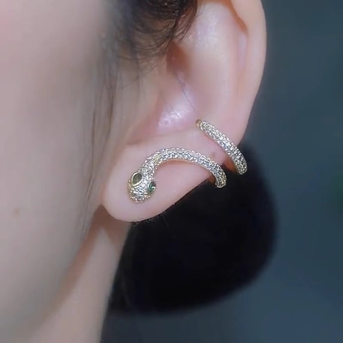 Wholesale Personalized design with micro inlaid snake earrings, fashionable and stylish one-piece ear bone clip earrings