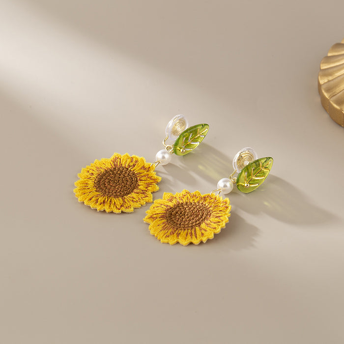 Wholesale Niche fabric earrings with artistic temperament, ear clips without ear holes