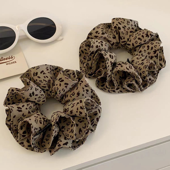 Wholesale Retro Large Leopard Print Scrunchies