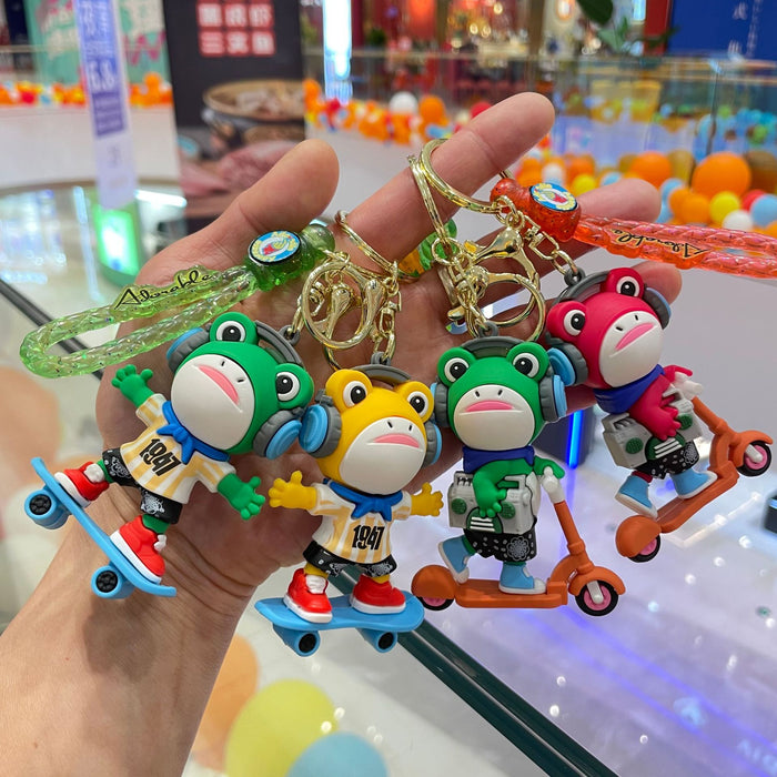 Wholesale Cartoon keychain cute PVC doll bag pendant car keychain circle small gift wholesale