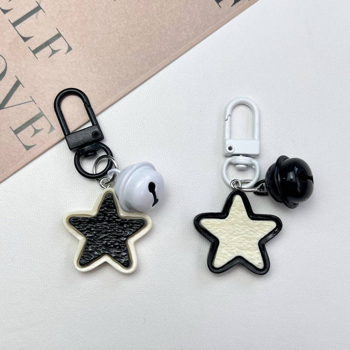 Wholesale Black and white star keychain, five pointed star, cute retro pendant, versatile backpack accessories