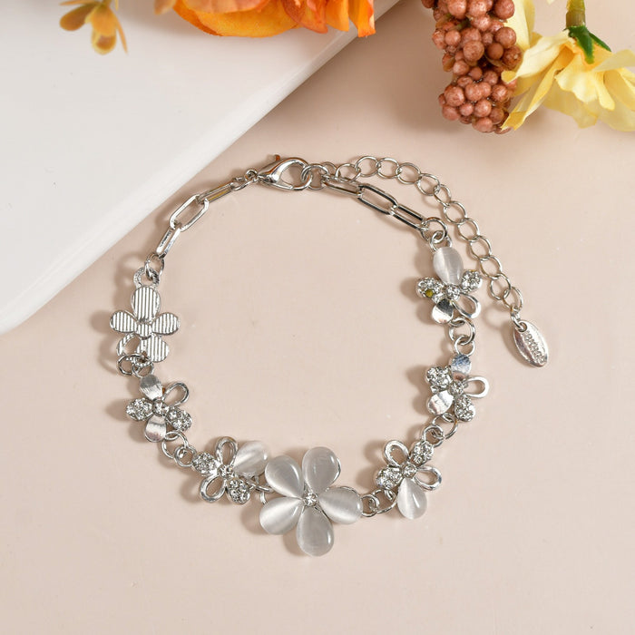 Wholesale Summer New Fashion Cat's Eye Bracelet Sweet Small Fresh Flower Bracelet