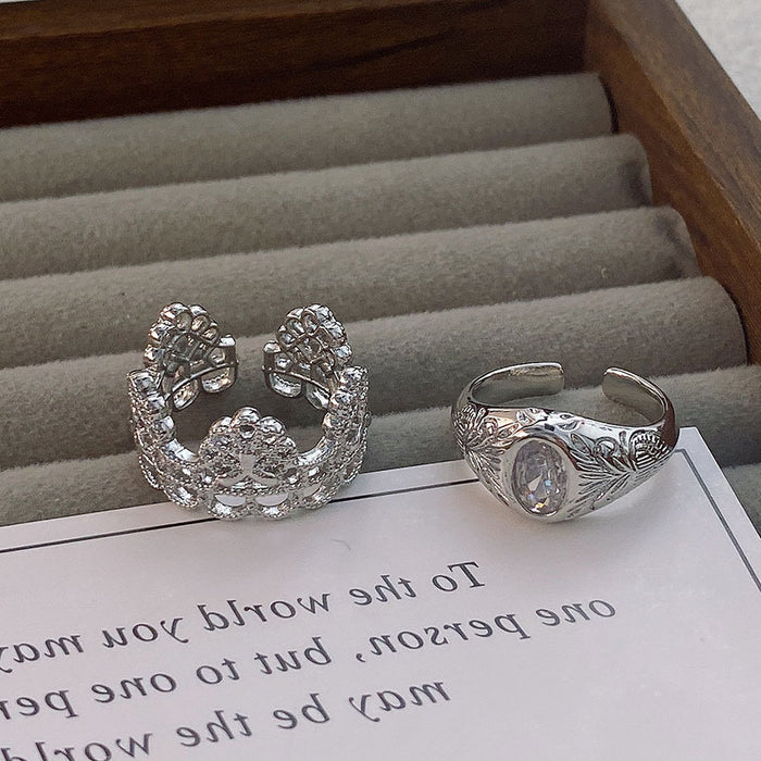 Wholesale Hollow flower ring with versatile design, light luxury and high-end feel