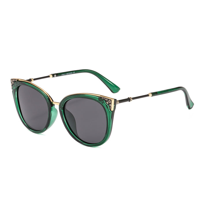 Wholesale Women' s Polarized Cat-Eye Sunglasses with Star Accents