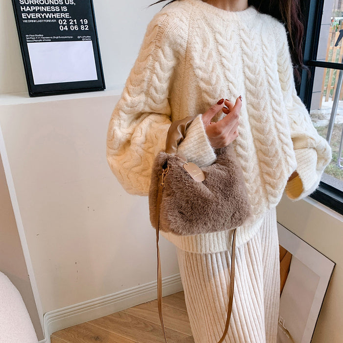 Wholesale Fairy Fluffy Bag Handbag Women's Fashion Shoulder Crossbody Bag Autumn and Winter Fluffy Bag All-match Net Red Envelope Bag