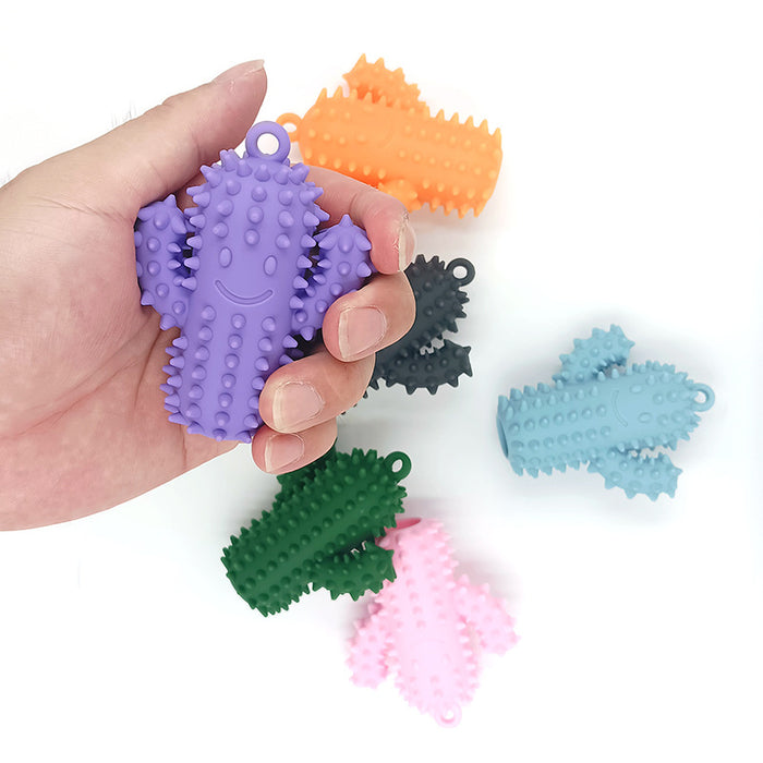 Wholesale New silicone cactus decompression keychain keychain