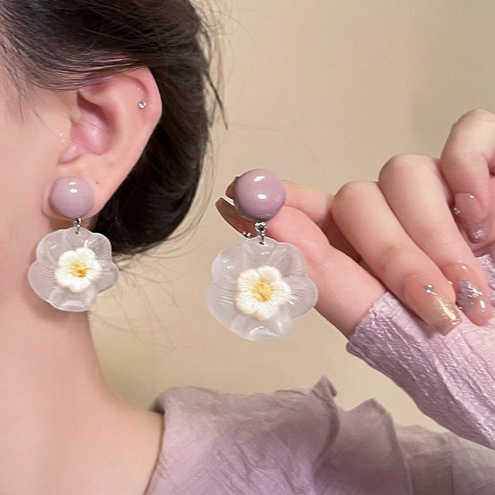Wholesale Acrylic White Flower Earrings Women's Niche Fashion Earrings