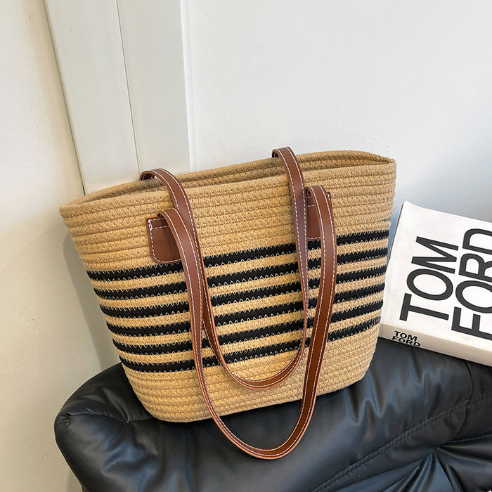 Wholesale Woven straw woven bag versatile shoulder bag commuting bag