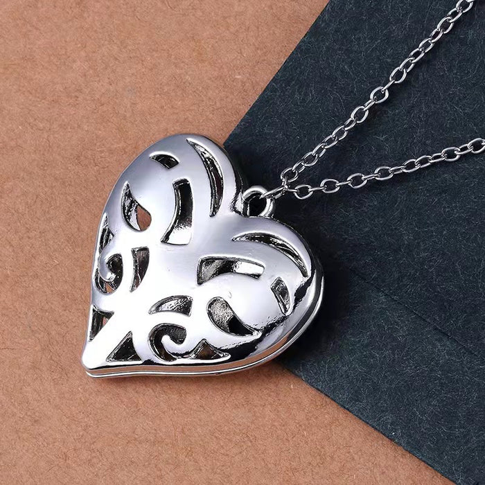 Wholesale Alloy Hollow Heart Shape Necklace JDC-NE-MuShi003