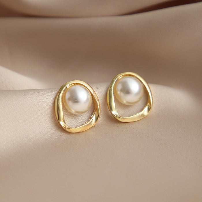 Wholesale Elegant Pearl Stud Earrings