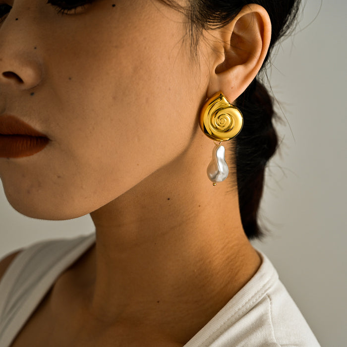 Wholesale Temperamental Conch Design Stainless Steel Pearl Earrings Color Preserving Electroplating