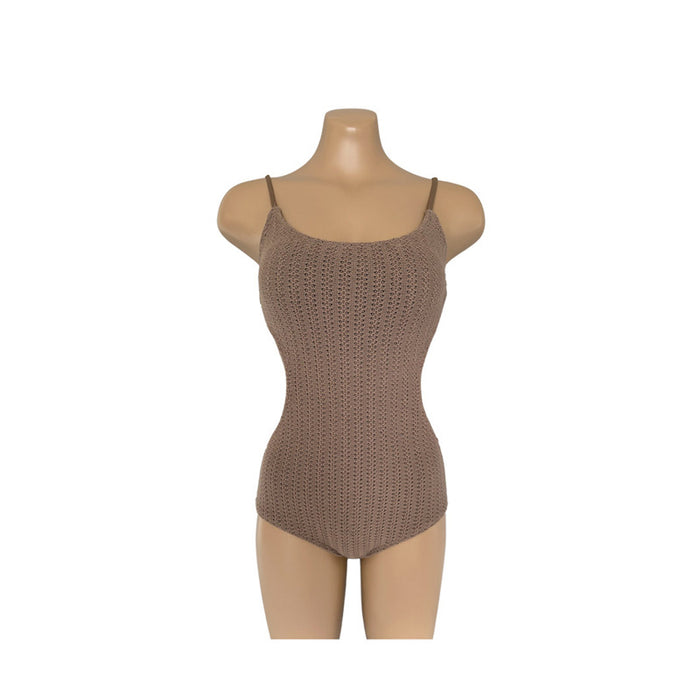 Wholesale One piece swimsuit for women, revealing waist, beautiful back, slimming effect, knitted girls' vacation swimsuit