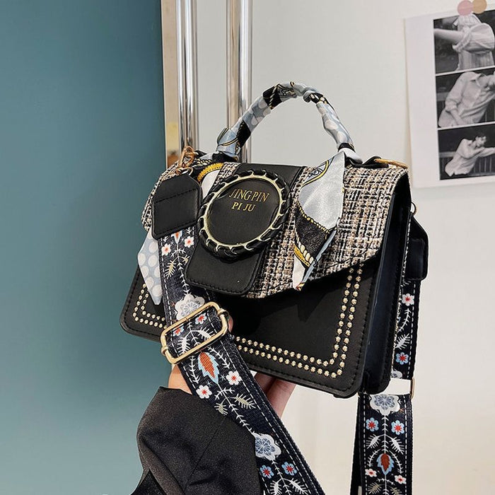 Wholesale Retro texture new fashionable hand-held shoulder bag, broadband crossbody western-style small square bag