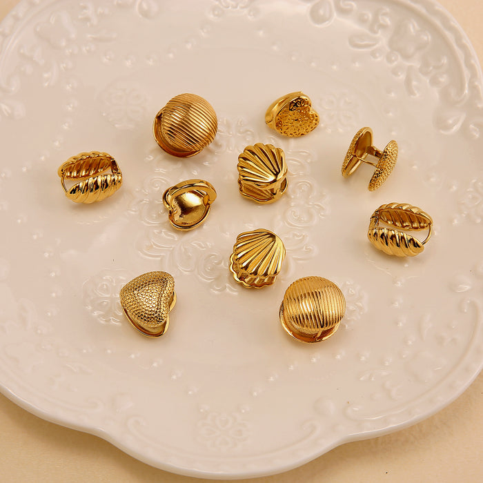 Wholesale Fashionable and trendy three-dimensional stainless steel heart-shaped earrings with a light luxury and heart-shaped texture