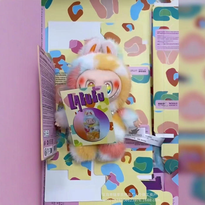 Wholesale High-energy macarons in front of the trendy face