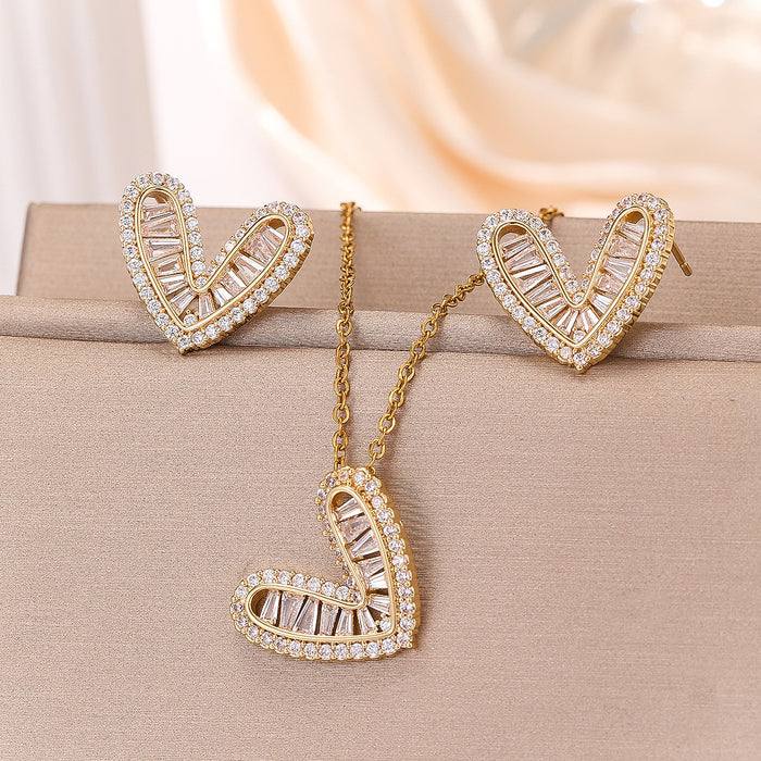 Wholesale Sweet Cool Style Love Necklace Women's Niche Design Feeling Zircon Women's All-match Clavicle Chain Heart-shaped Pendant Earrings suit