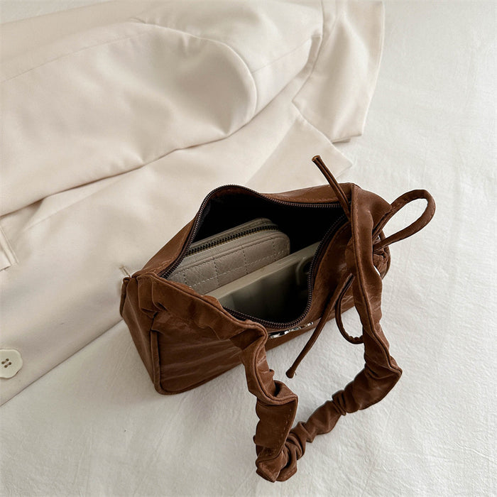 Wholesale A niche design single shoulder western-style personalized casual crossbody bag