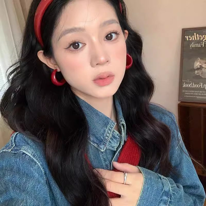 Wholesale Resin earrings for women, exaggerated and unique loop earrings, retro and high-end earrings