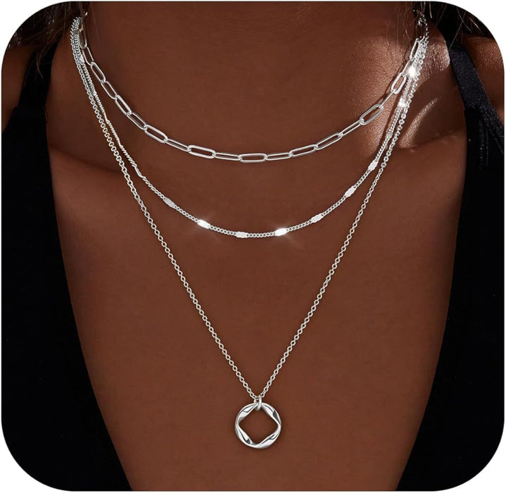 Wholesale Simple geometric necklace with circular hollow out, fashionable and high-end feeling, collarbone chain, layered accessory