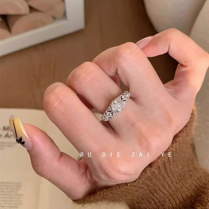 Wholesale Vintage Hollow Lace Ring with a Light Luxury and High-End Feel,  Buchi-Style Zircon Open Ring