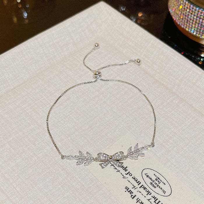 Wholesale Women's Sweet Zircon Bracelet