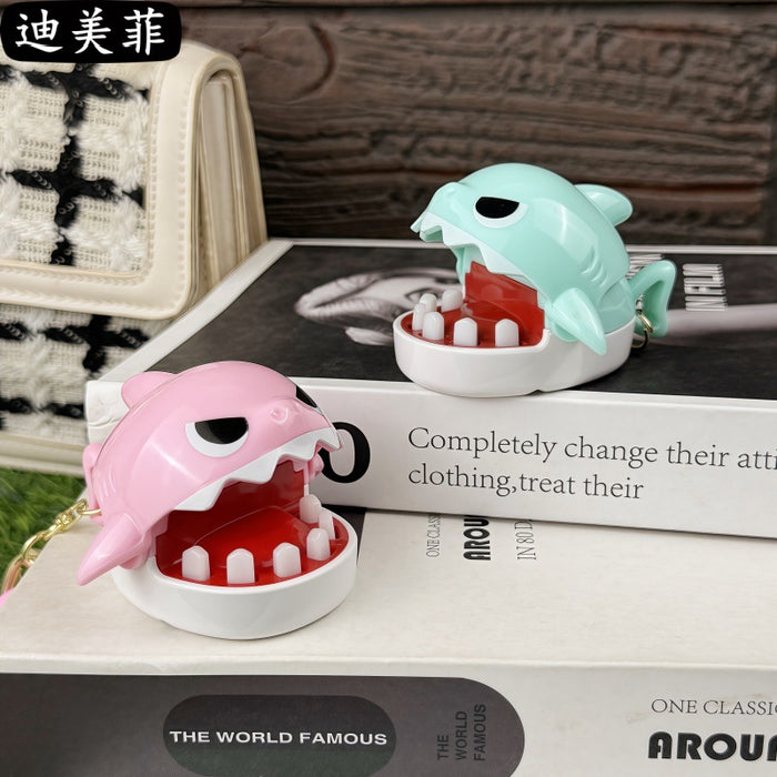 Wholesale Cartoon Bite Shark Keychain Bite Teeth Bite Fingers  Toy Doll Pendant Small Gift