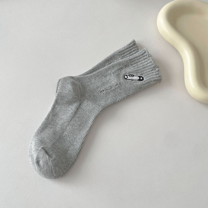 Wholesale Embroidered socks, tube socks, personalized trendy pile socks, long socks