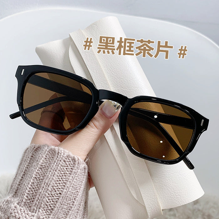 Wholesale Small frame sunglasses for UV protection, outdoor sun protection, fashion trends, personalized sunglasses