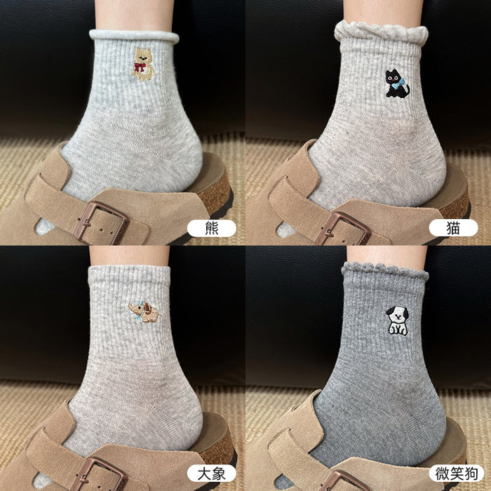 Wholesale Cotton socks, mid tube socks, cartoon embroidered lace socks, cute sports socks
