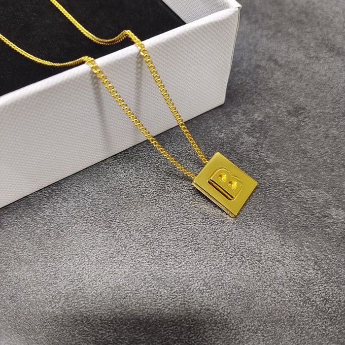 Wholesale Letter necklace gold plated clavicle chain