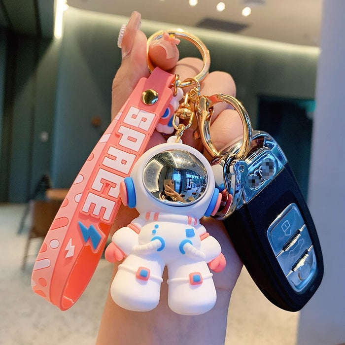Wholesale Cartoon astronaut keychain schoolbag pendant cute astronaut pendant couple key
