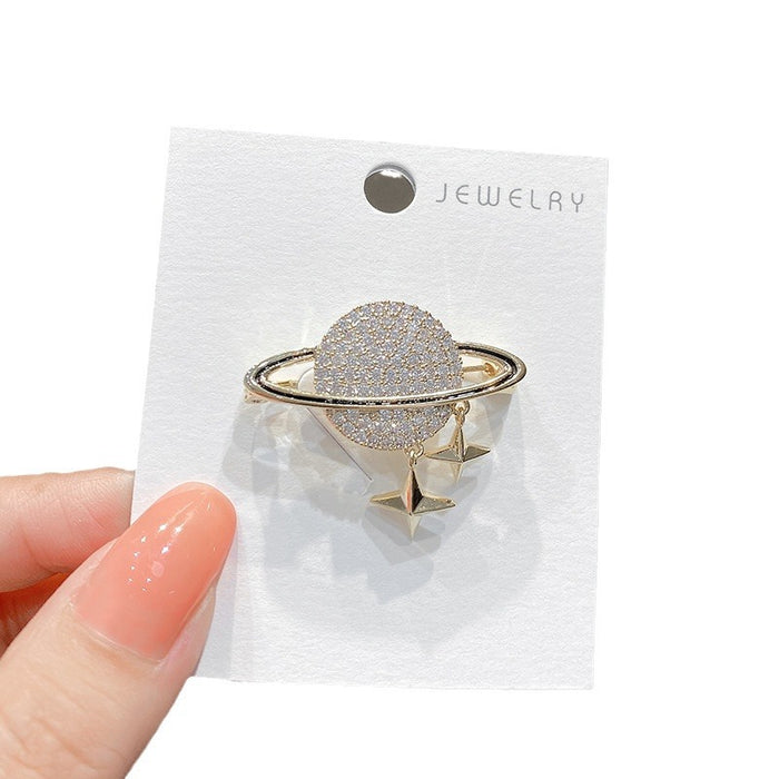 Wholesale Brooch and pin fix clothes fashionably