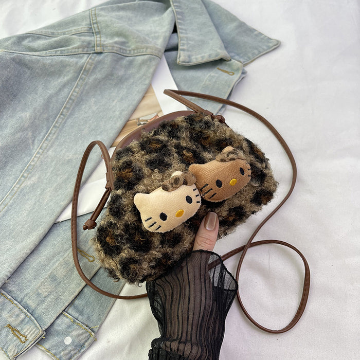 Wholesale New cute plush leopard print mini shell bag for children, stylish mini crossbody bag