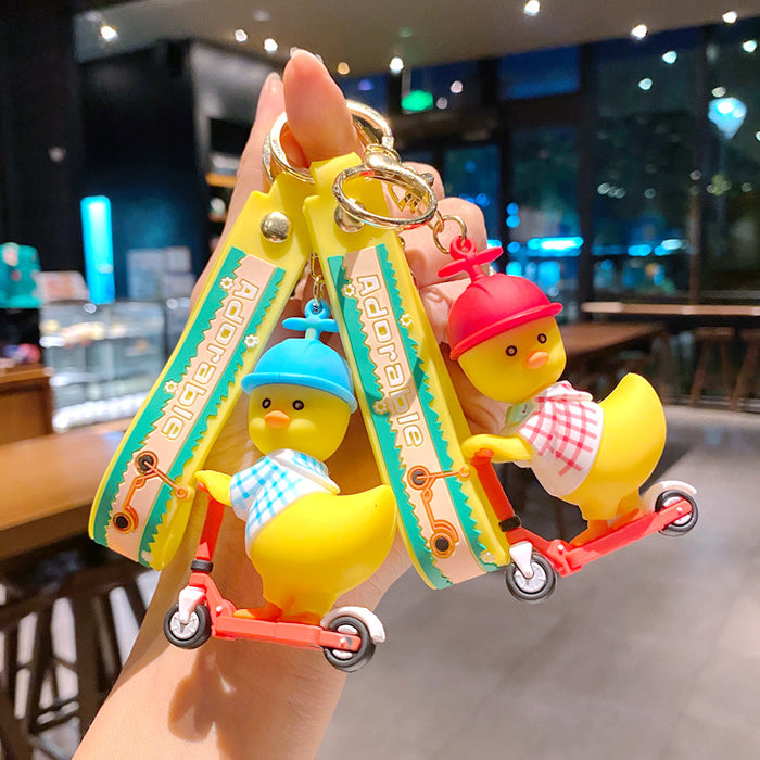 Wholesale Skateboard duck pendan couple car key chain