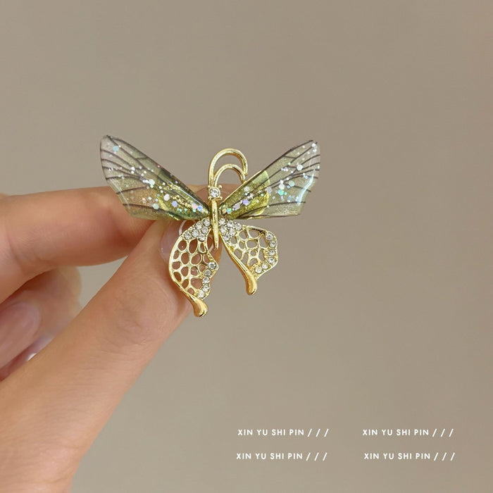 Wholesale Elegant and dynamic brooch, light luxury, fashionable and dreamy brooch accessory