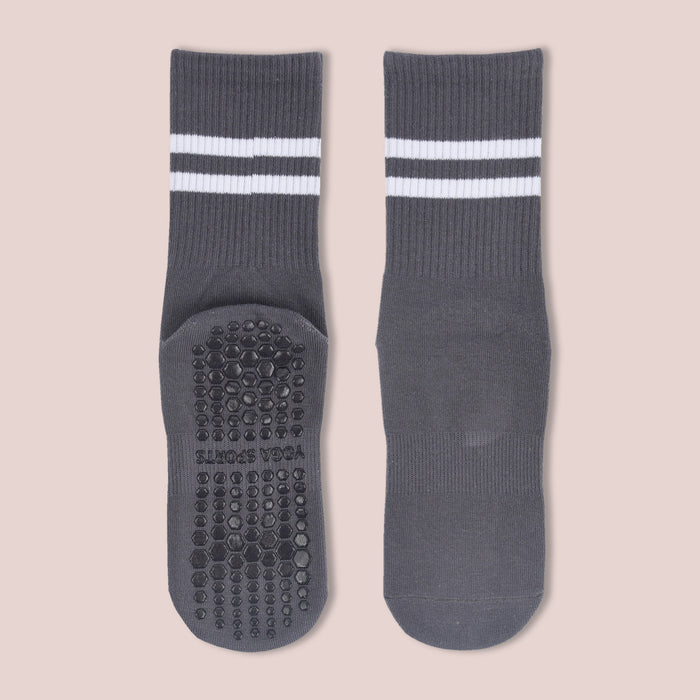 Wholesale Yoga socks, middle tube socks, cotton anti slip silicone towel bottom socks, sports socks