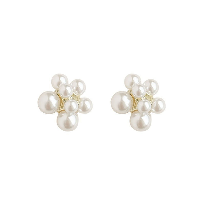 Wholesale High end luxury pearl earrings with retro and niche design, new unique accessories wholesale