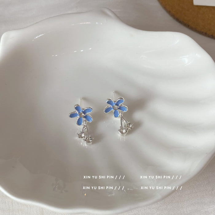 Wholesale Simple and compact flower earrings with a niche design, elegant and luxurious, exquisite and fashionable, versatile earrings